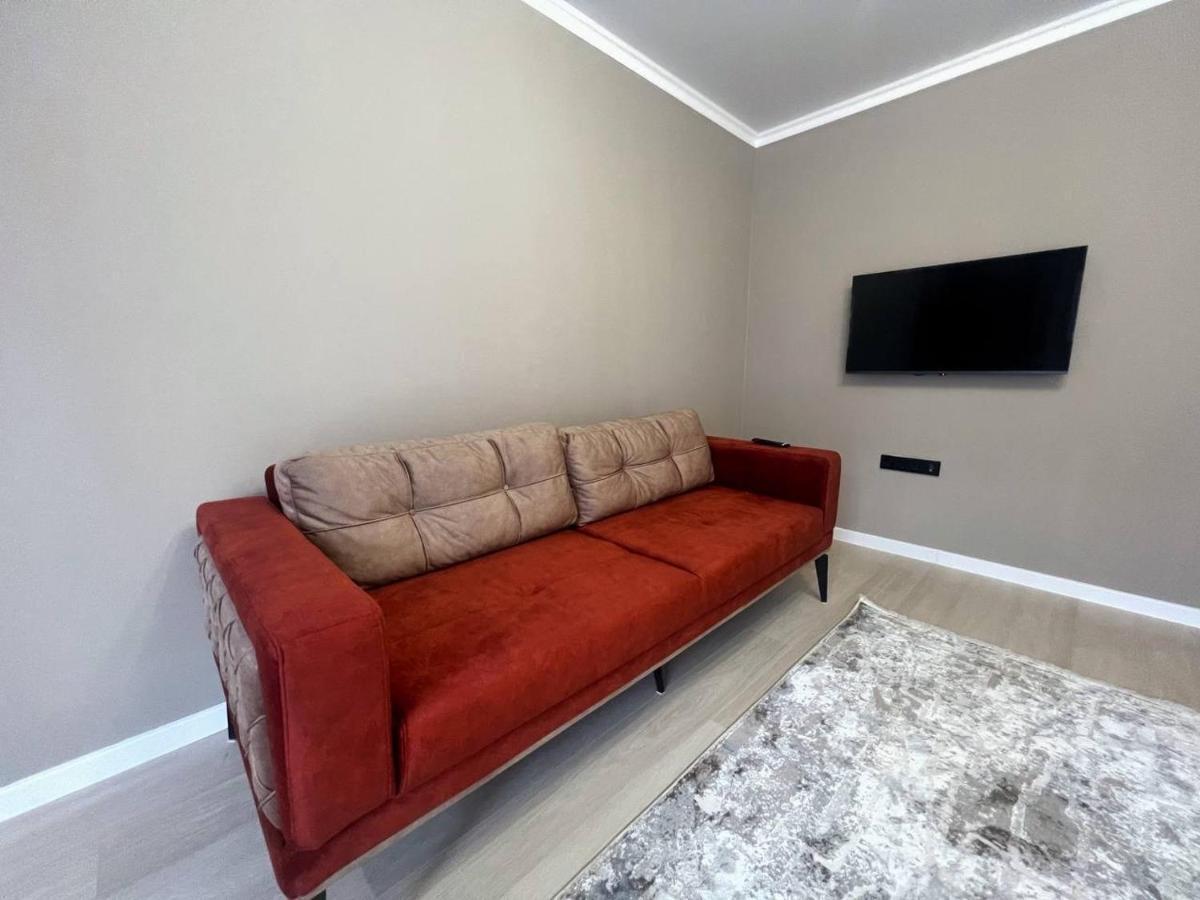 Oner Apartment Almaty Bagian luar foto